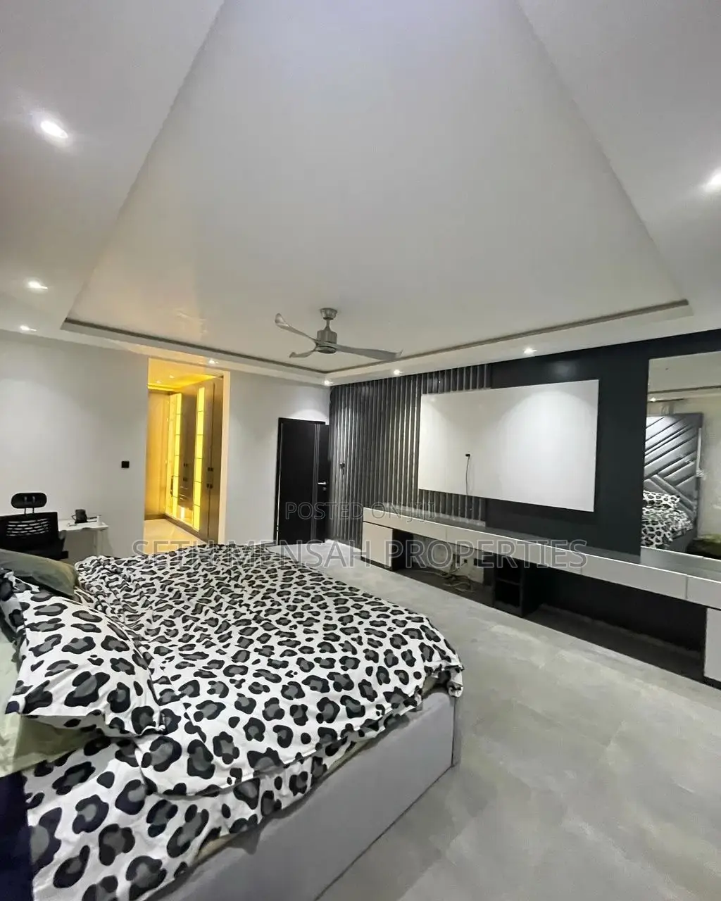 4bdrm House in For Sale, Ashaley Botwe for sale