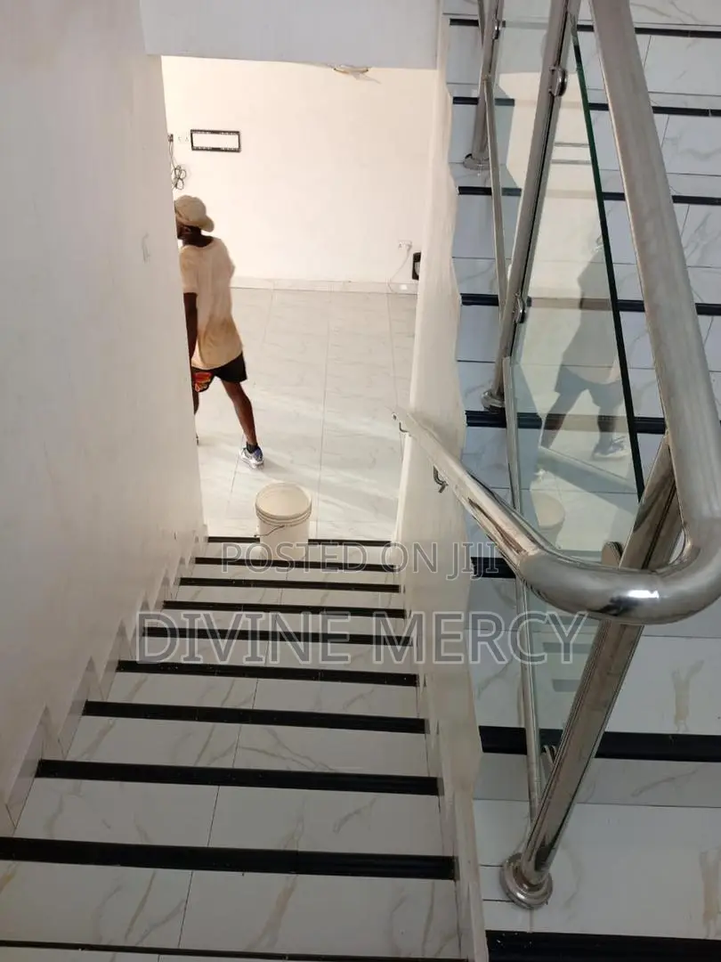 4bdrm Duplex in Acp, Awutu Senya East Municipal for sale
