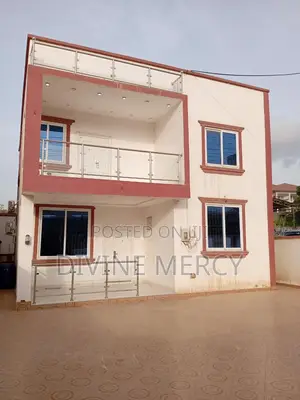 4bdrm Duplex in Acp, Awutu Senya East Municipal for sale