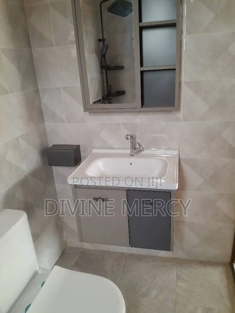 3bdrm Bungalow in Amansamman, Awutu Senya East Municipal for sale