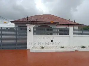 3bdrm Bungalow in Amansamman, Awutu Senya East Municipal for sale