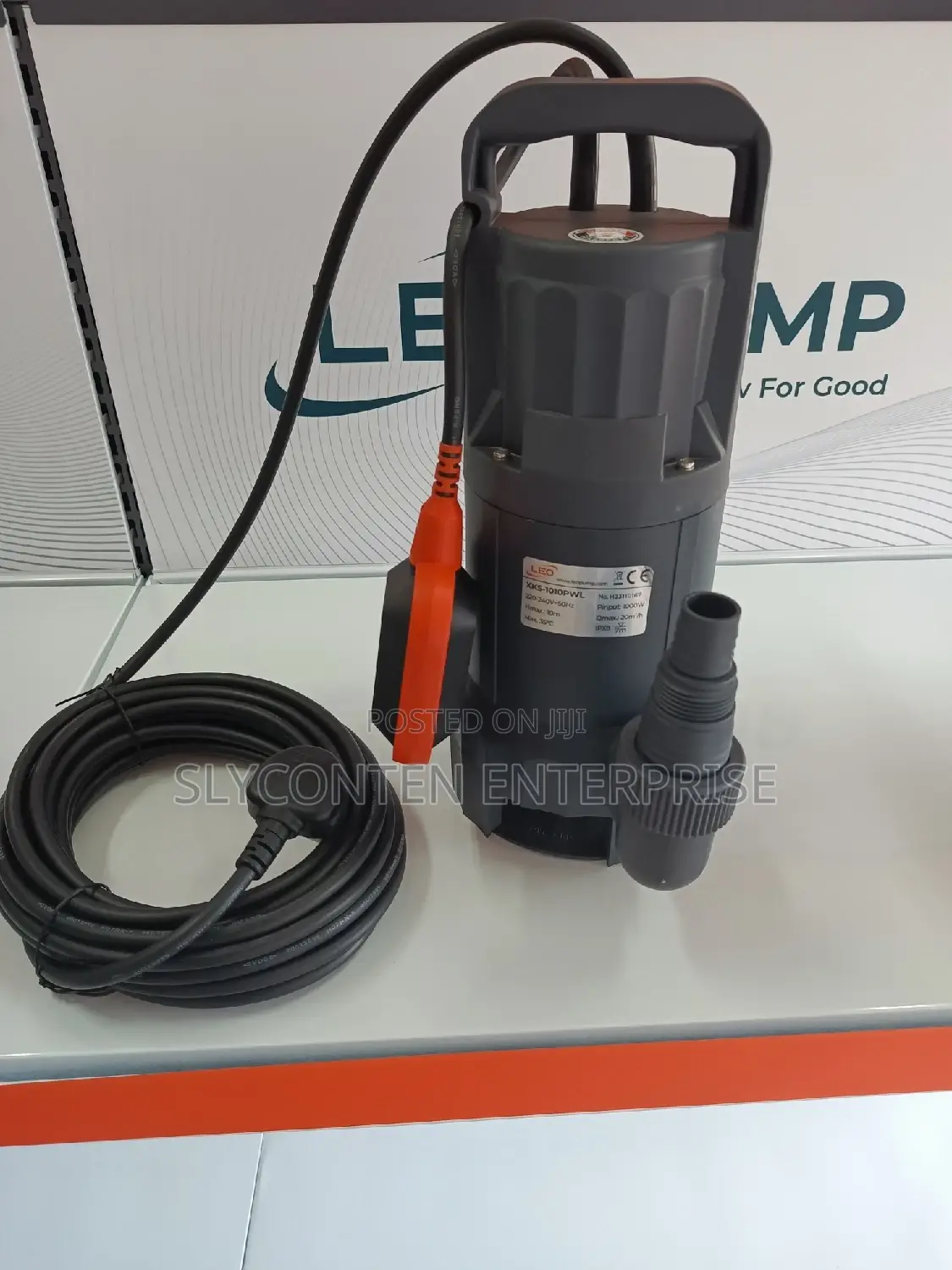 Leo 1.3hp Submersible Water Pump