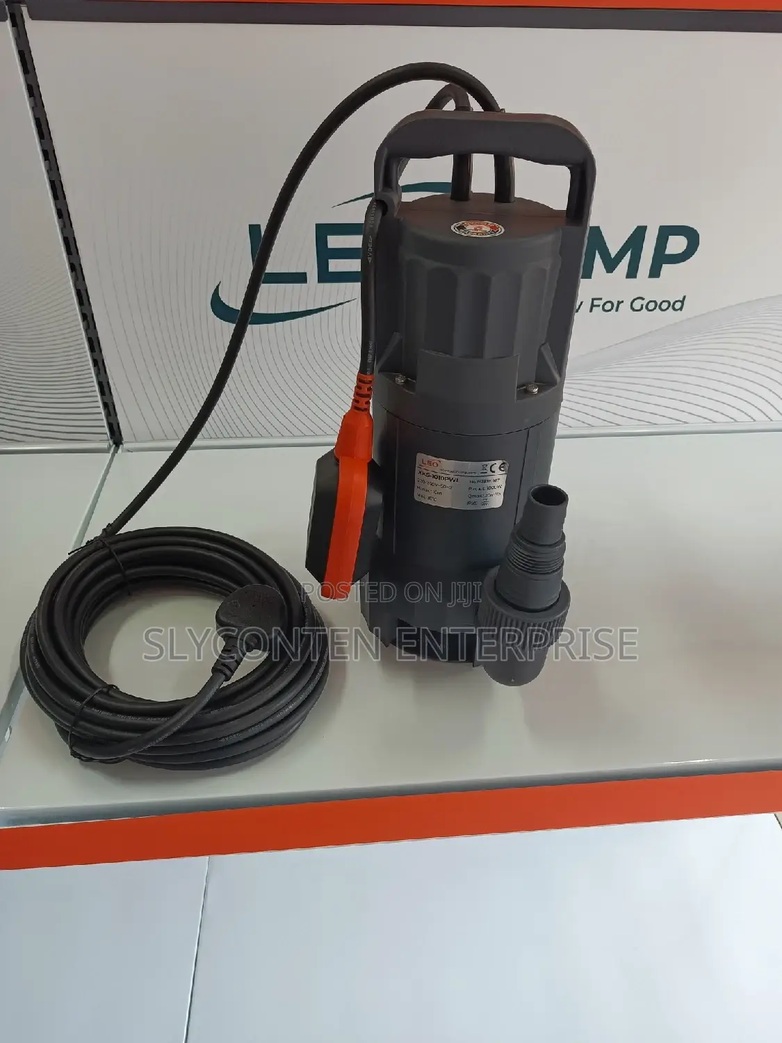 Leo 1.3hp Submersible Water Pump
