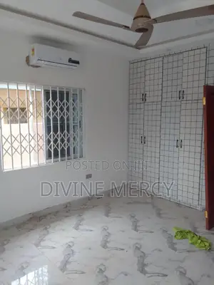 3bdrm Bungalow in Kuntunsi, Awutu Senya East Municipal for sale