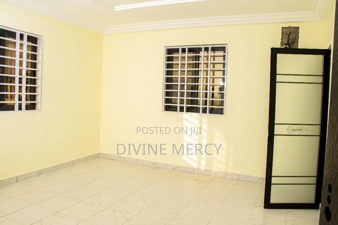 Furnished 4bdrm Duplex in East Legon for sale