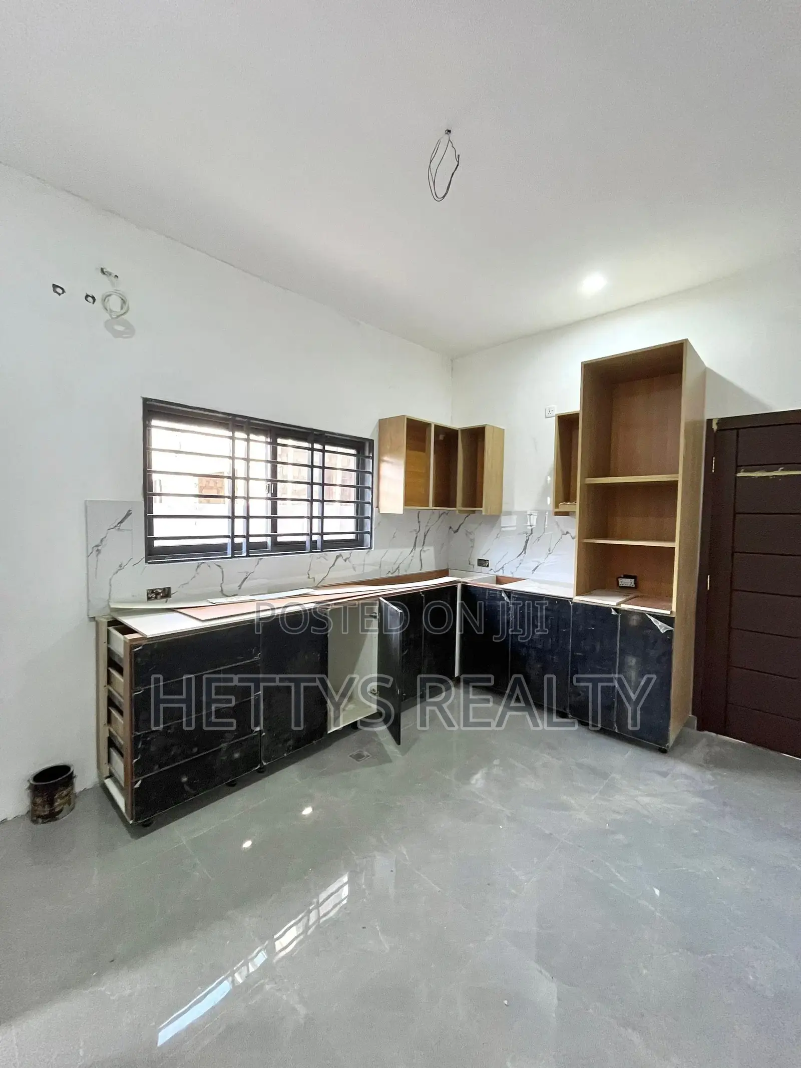 3bdrm House in Pokuase for sale