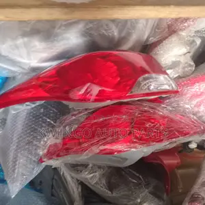 Hyundia Elantra Taillight 2012 2013 Pair
