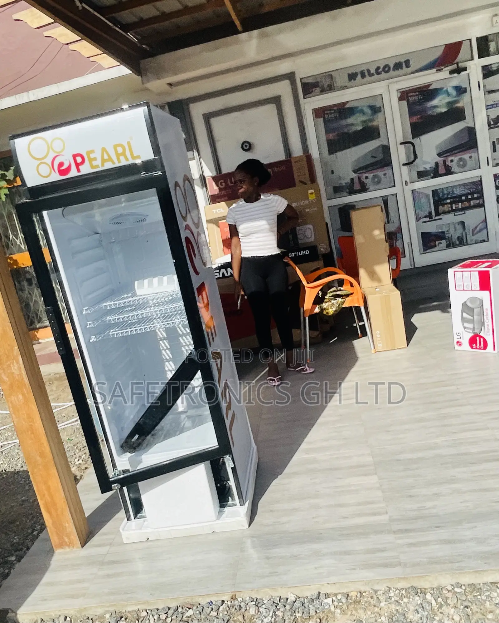 Display Pearl PVC-316 Singledoor Electric Fridge