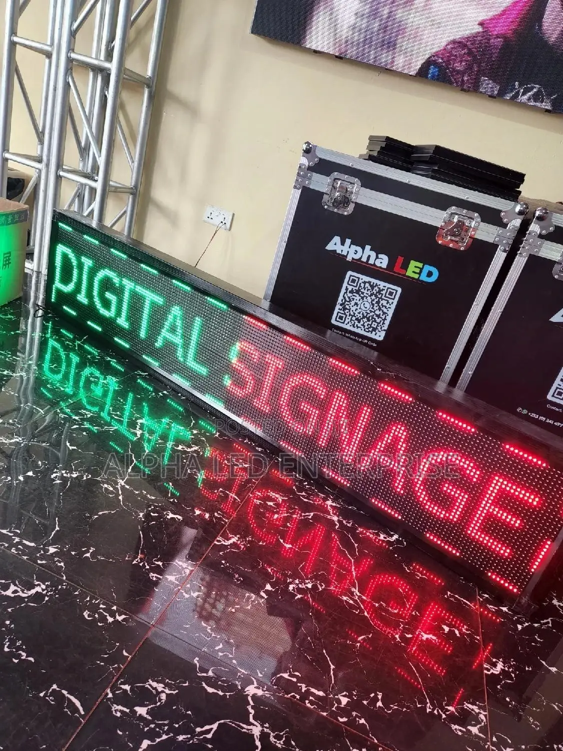 Digital Signage