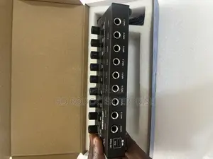 Ultralow - Noise 8 Channel Mixer