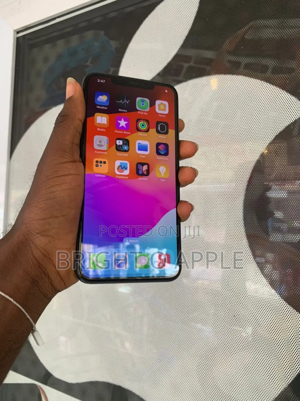 New Apple iPhone 11 Pro Max 64 GB Green