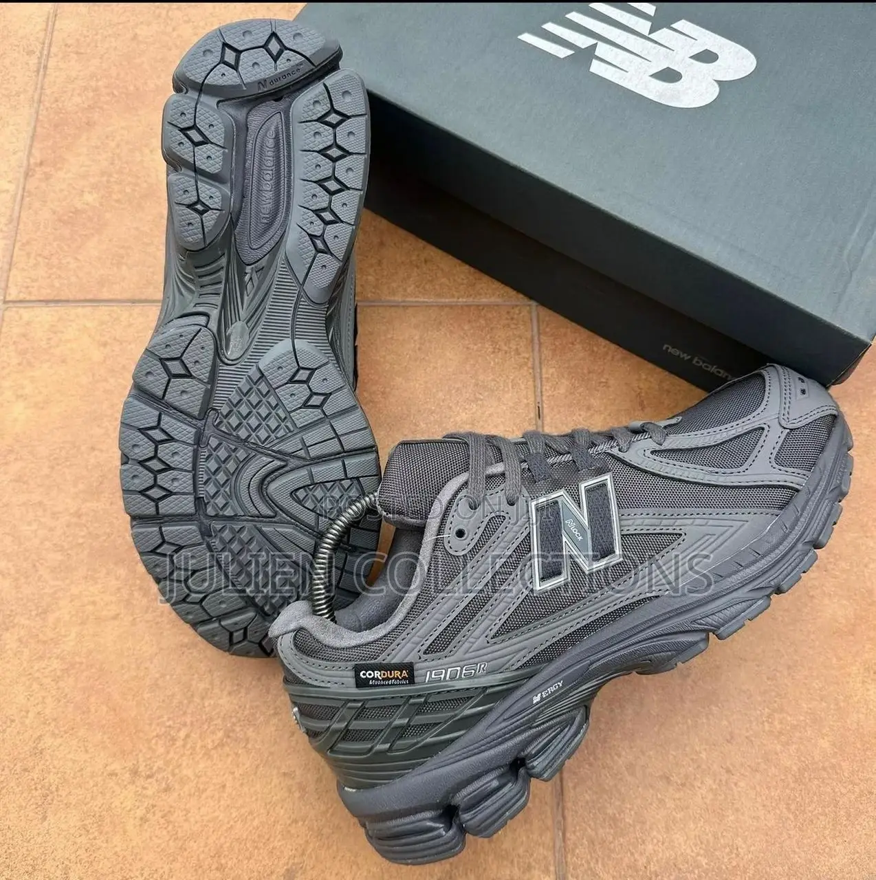 New Balance 1906