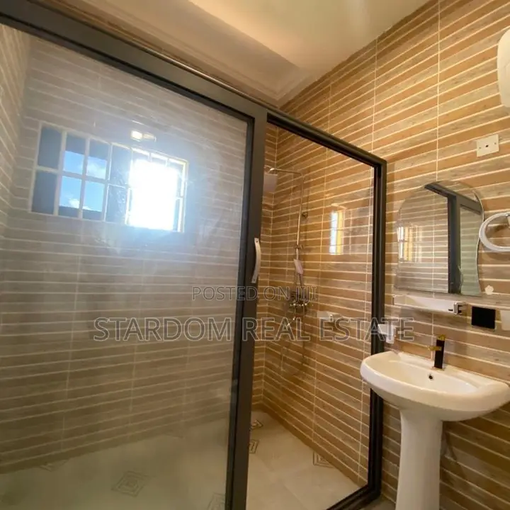 2bdrm Apartment in East Legon for rent
