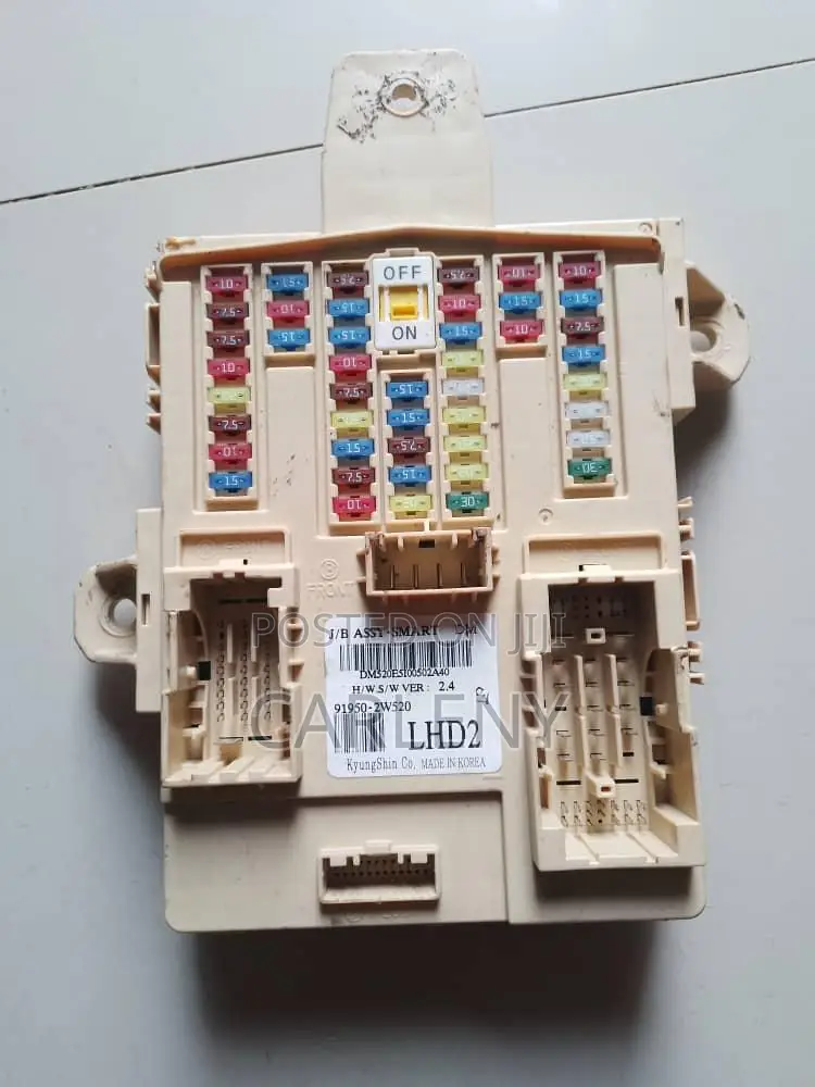 Junction Box Hyundai Kia 2011-16 Interior Fusebox Smart