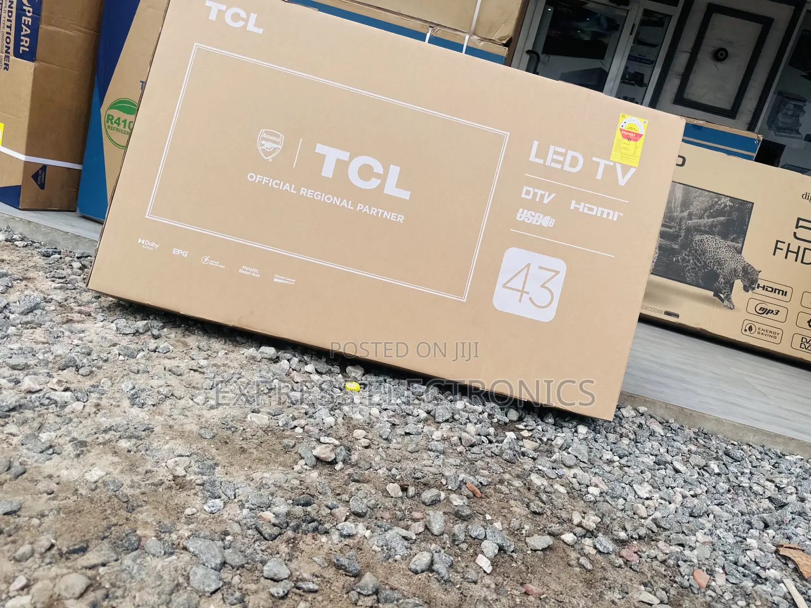 High Quality Sleek Slim TCL 43s5400 FHD Satellite Smart