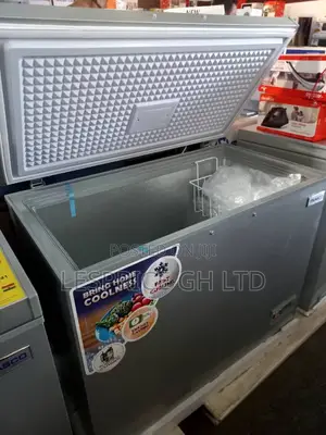 Strong~Nasco 250L Chest Freezer