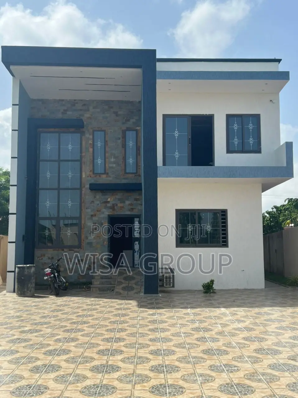 4bdrm Duplex in Wisa Groups, Accra Metropolitan for sale