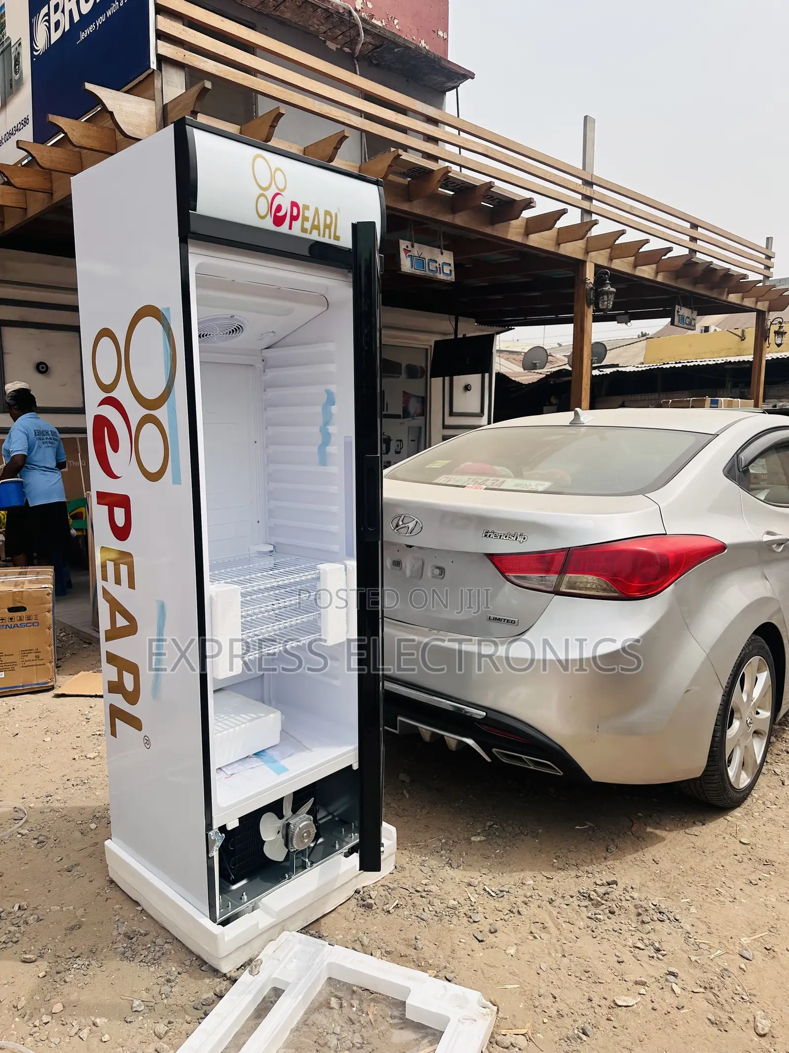 Lovely PVC 316-2b —Display Fridge Pearl.
