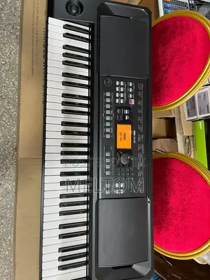 Korg Ek-50 Keyboard