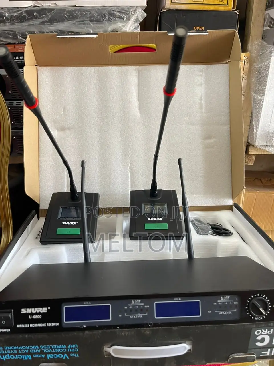 Shure U-6800 2in1 Cordless Conference Microphone