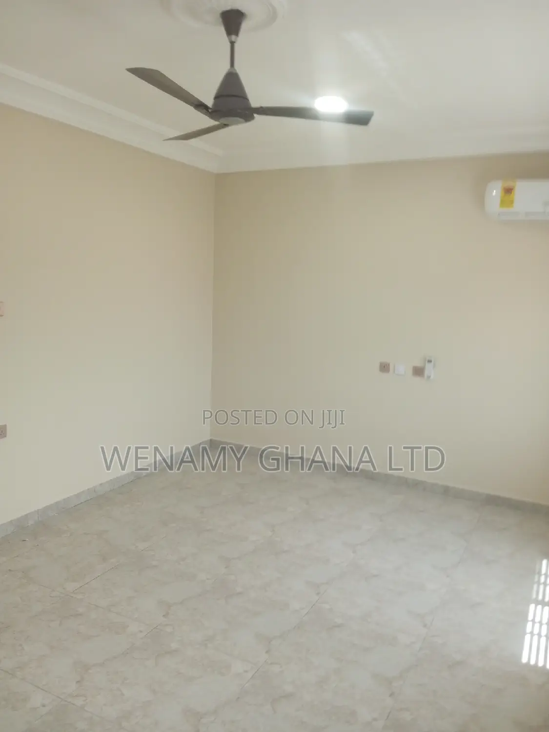 2bdrm Apartment in Golf City, Tema Metropolitan for rent