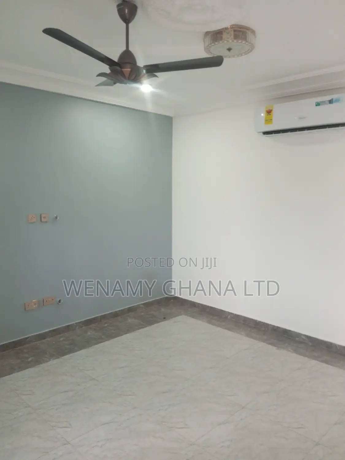 2bdrm Apartment in Golf City, Tema Metropolitan for rent