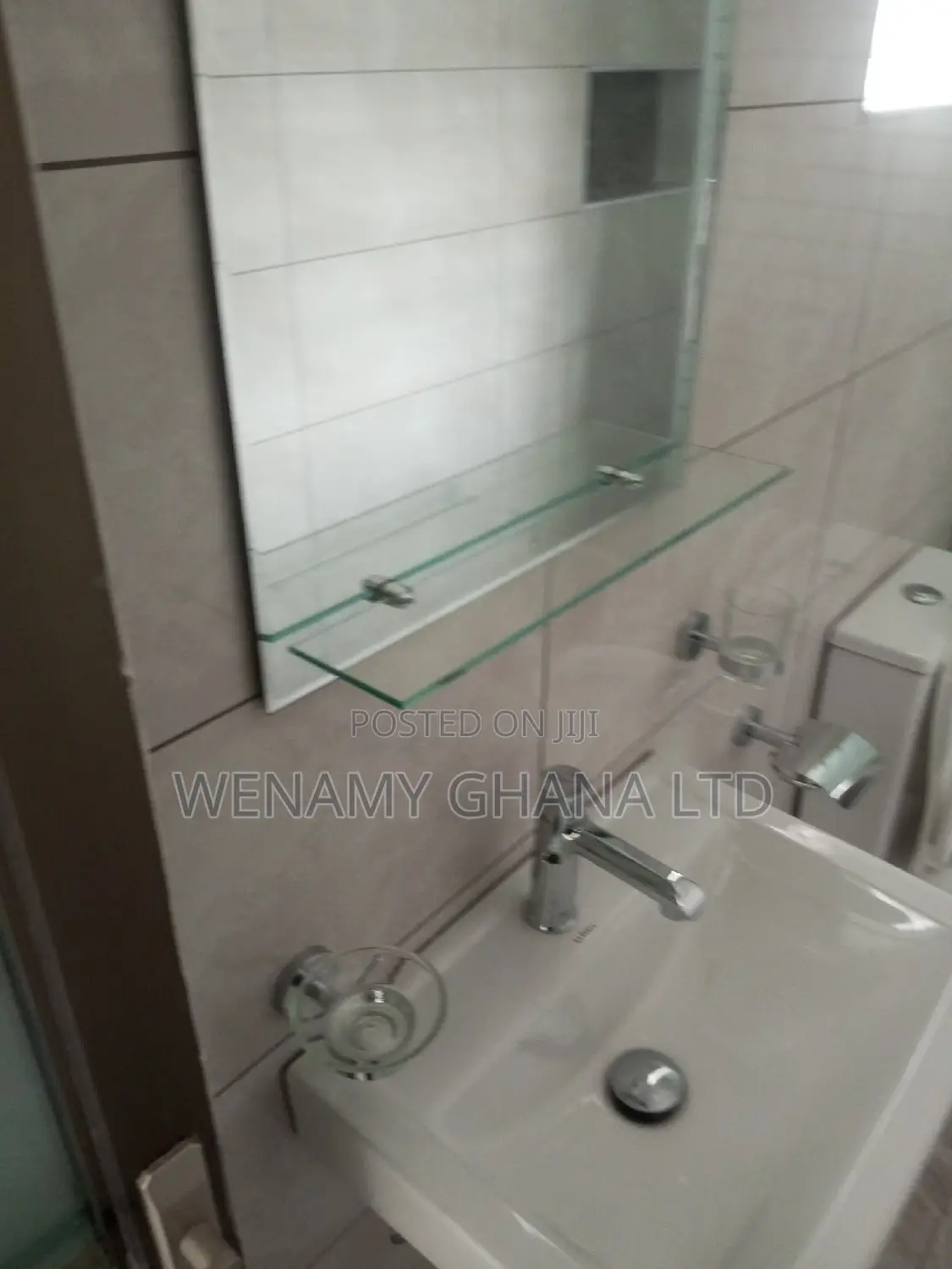 2bdrm Apartment in Golf City, Tema Metropolitan for rent
