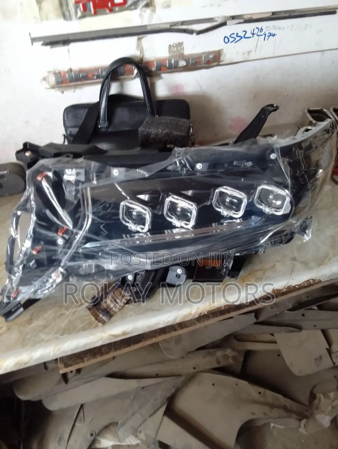 Prado 2018,2019,2020,2021 Headlights Spec Pair