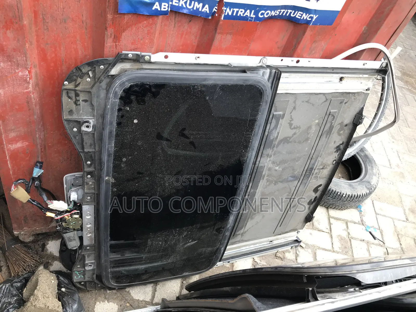 Toyota Corolla 2003 - 2008, Pontiac Vibe 2006 Sunroof