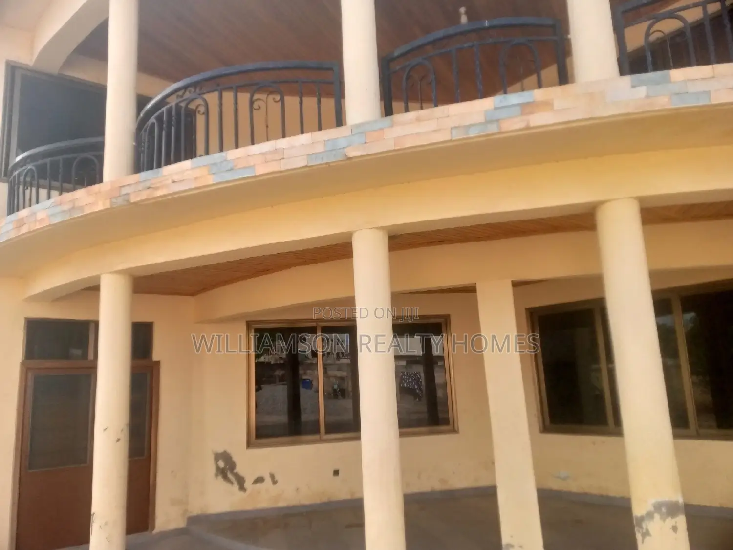 1bdrm Apartment in Hfc Estate Area, Spintex for rent