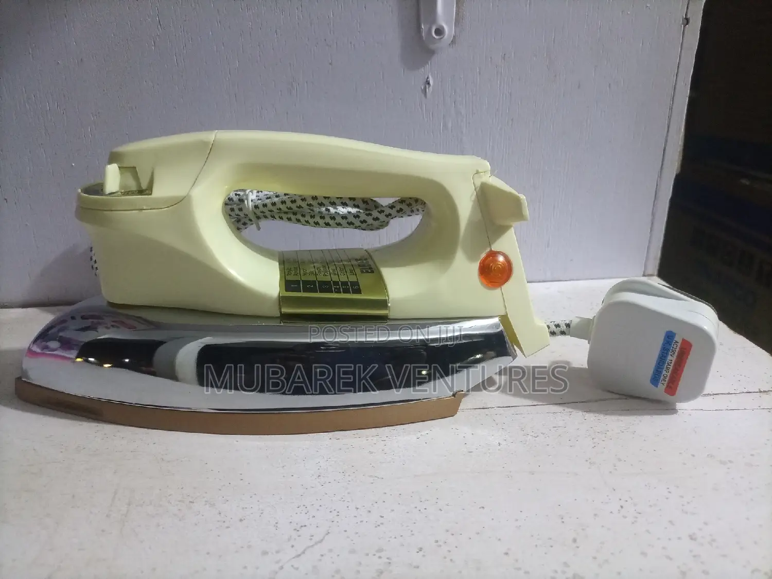 Elbee Robust Dry Iron for Commercial and Domestic Use