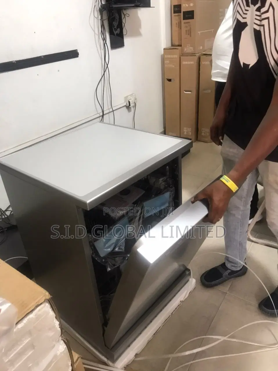 Fresh in Box Midea 12 Plates Dishwasher Full Board (WQP12-52