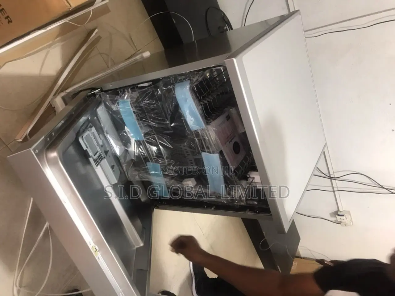 Wonderful Midea 12 Plates Dishwasher Full Board