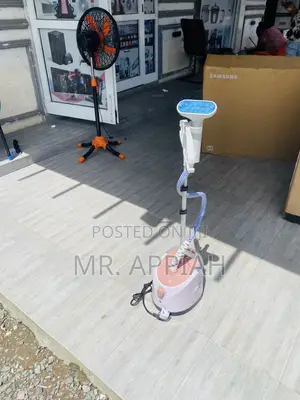 Brand New 2000watt Standing Garment Steamer(1.7ltr).
