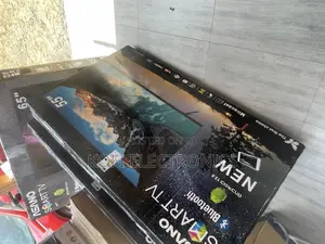Simple Luminus Asano 55" UHD Smart Satellite TV