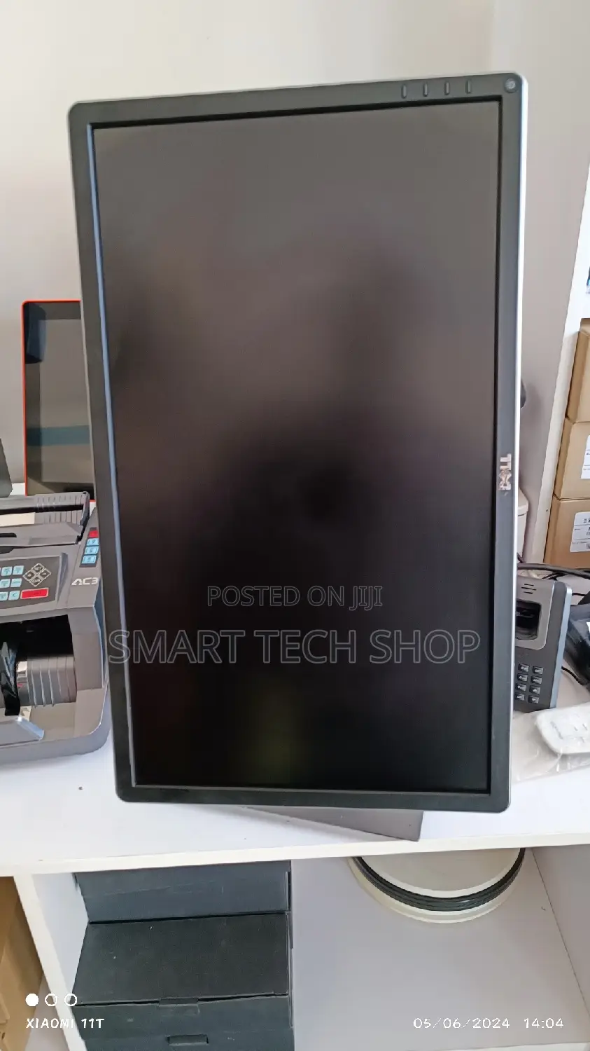 Dell P2414hb 24" FHD Widescreen 1920X1080 LED Mon DP VGA Dvi