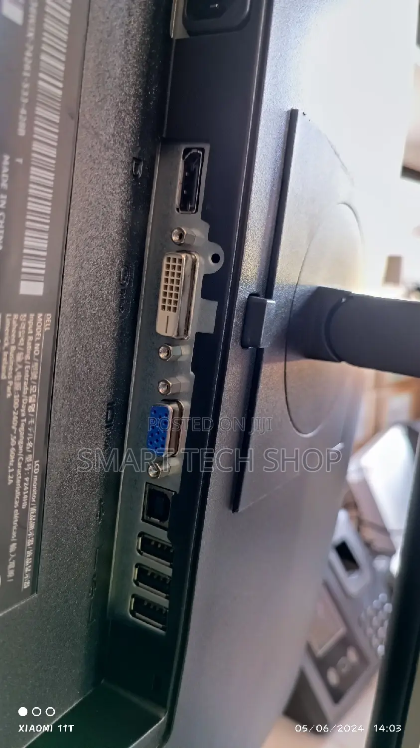 Dell P2414hb 24" FHD Widescreen 1920X1080 LED Mon DP VGA Dvi