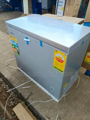 Glass Top 200ltrs Property Chest Freezer