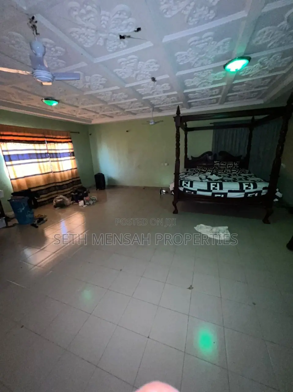 8bdrm House in Skm, Spintex for sale
