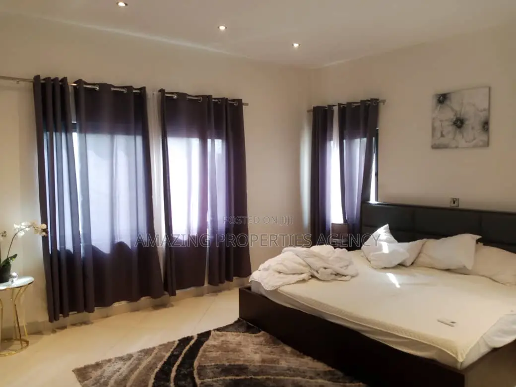 4bdrm House in Adjiriganor for sale
