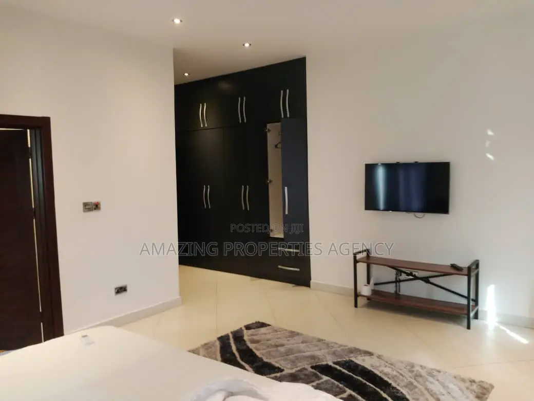 4bdrm House in Adjiriganor for sale