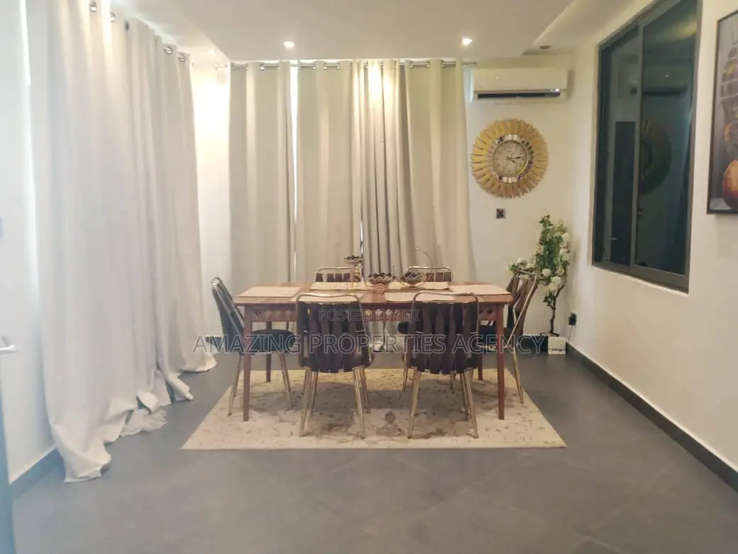 4bdrm House in Adjiriganor for sale