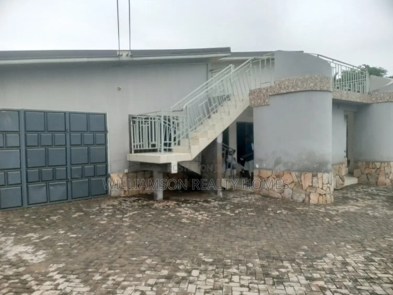 4bdrm House in Community 18 Area, Spintex for rent