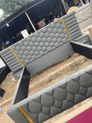 Queen Size Bed, Neat Work And Good Finishing