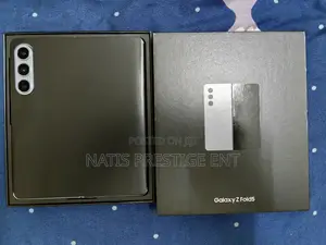 New Samsung Galaxy Fold 5G 512 GB Black