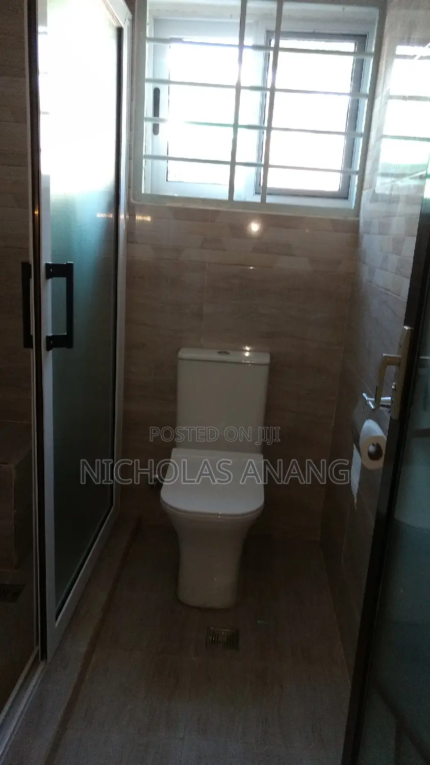 3bdrm Apartment in Dorns Properties, New Town for rent