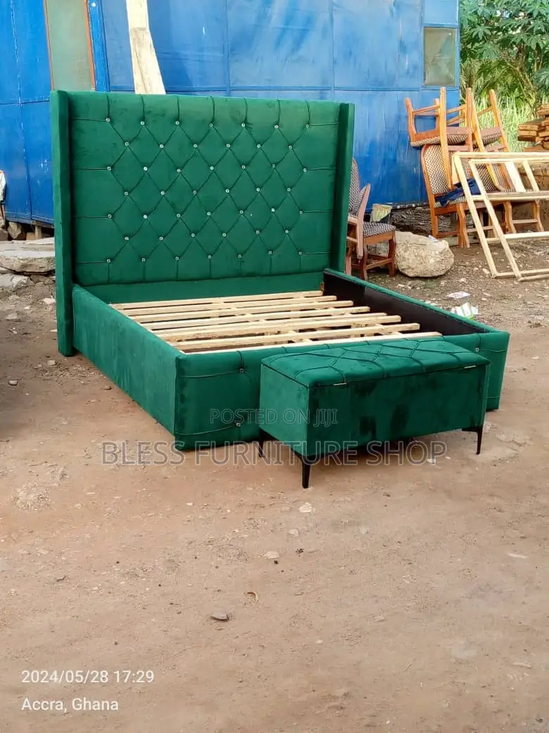 Queen Size Bed Frame With Side Drawers and Ottoman