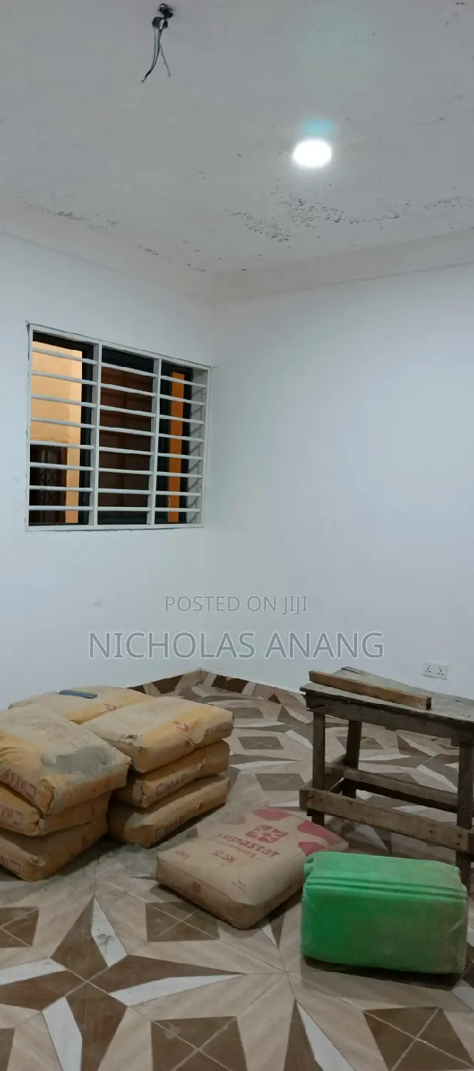 2bdrm Apartment in Dorns Properties, New Town for rent