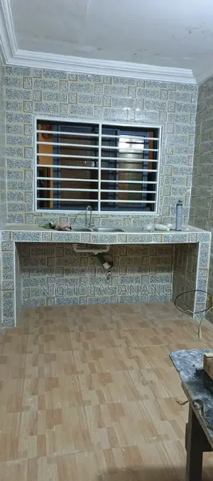 2bdrm Apartment in Dorns Properties, New Town for rent