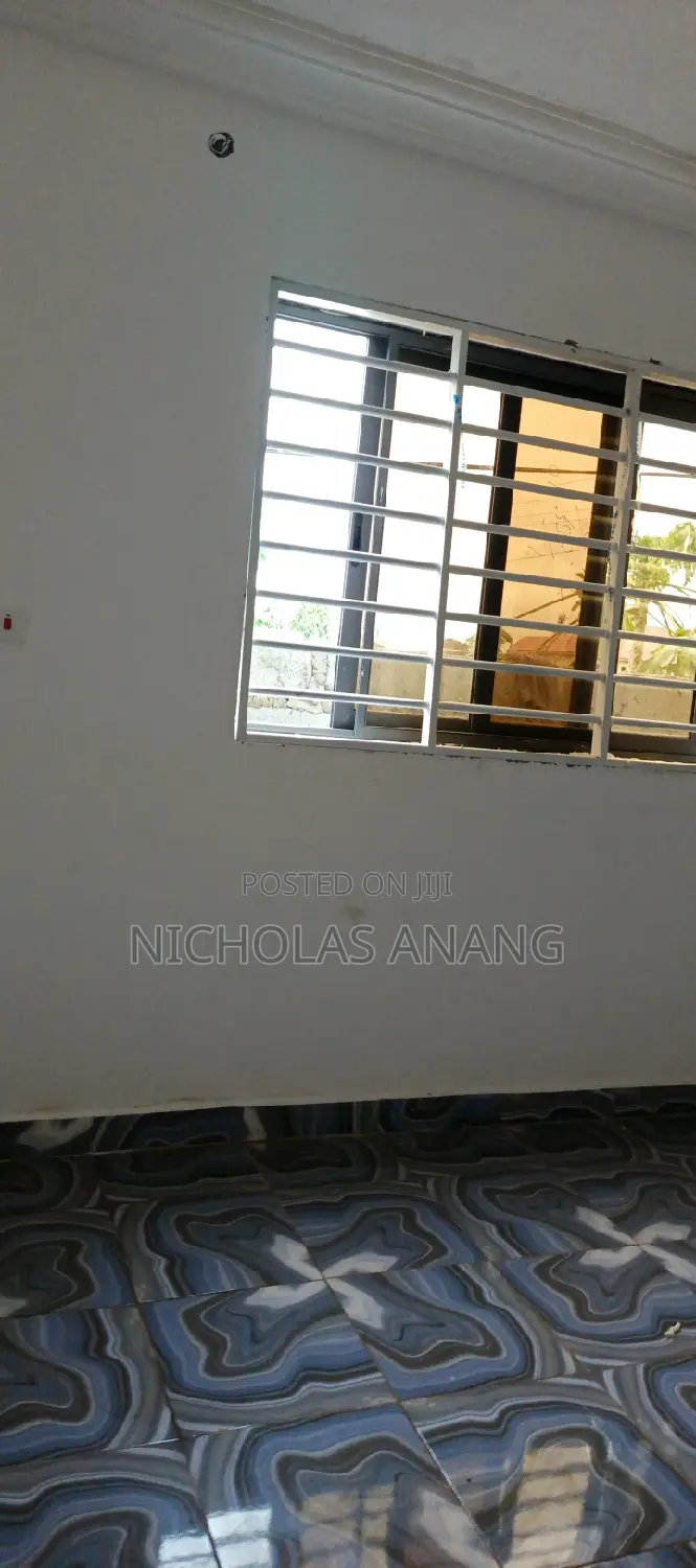 2bdrm Apartment in Dorns Properties, New Town for rent